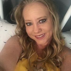 Meet your Posher, Calli